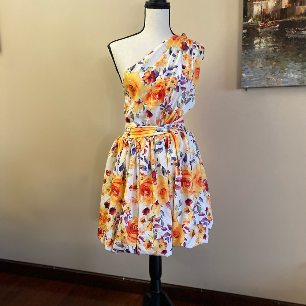 Super cute dress! 👗 Brand new, with tags!